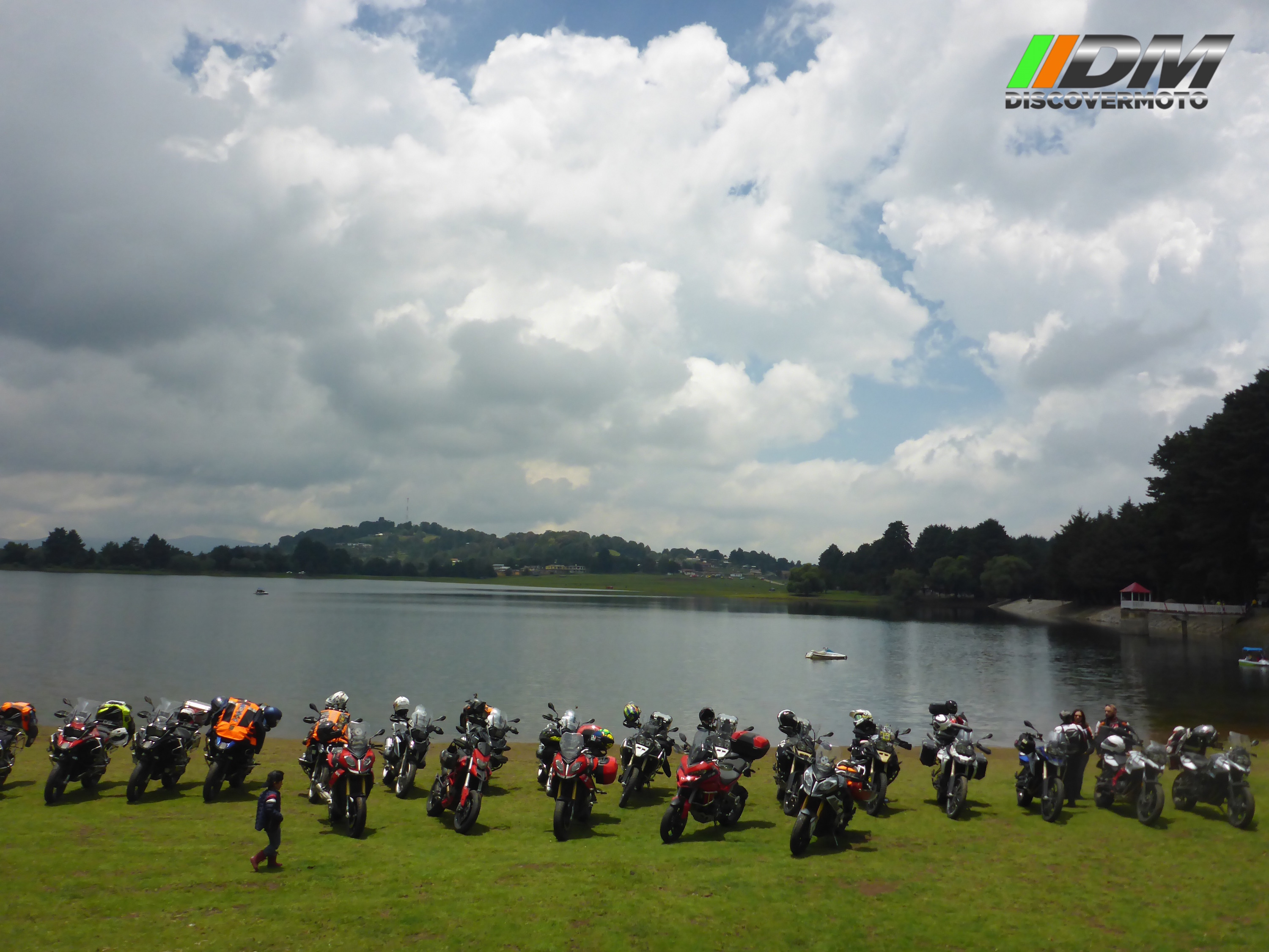 Salida 374 Presa Brockman BMW Esmeralda