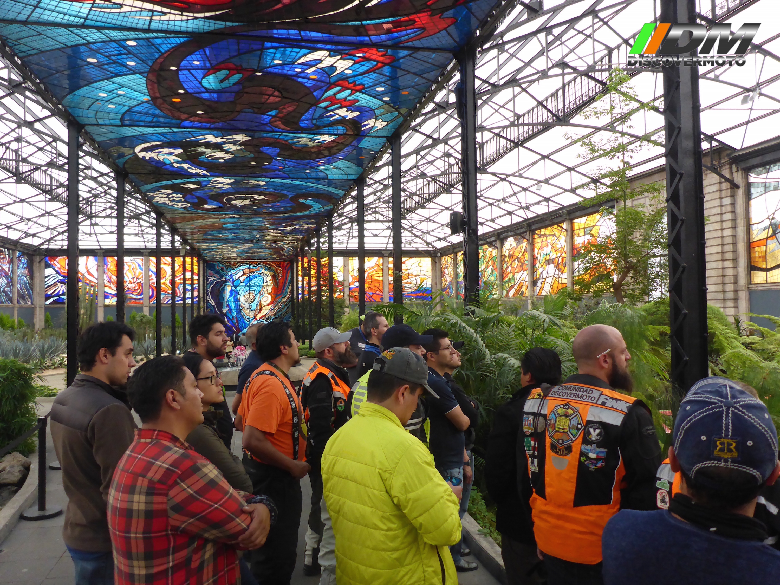 Salida 378 Cosmovitral