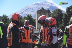 90e99198-4275-407a-9431-743355394801